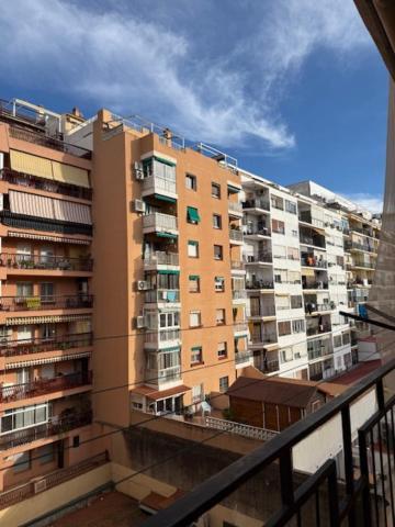 Acogedor Climatizado Supercéntrico Con Parking Y Ascensor En El Corazón De Tarragona