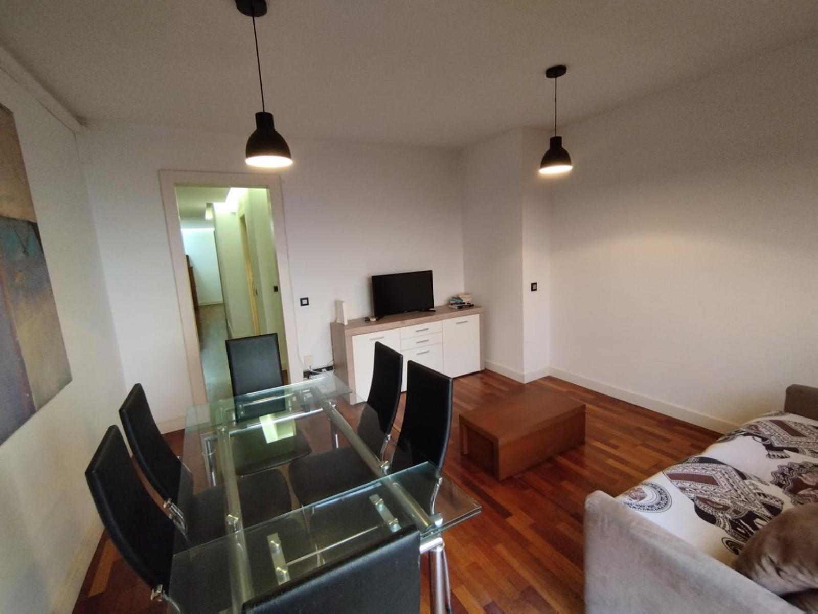 Acogedor Climatizado Supercéntrico Con Parking Y Ascensor En El Corazón De Apartamento *